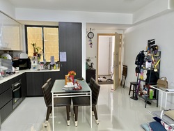 Esparina Residences (D19), Condominium #267420131